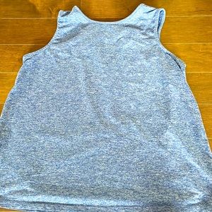 Workout tank top